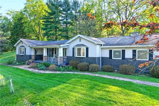1188 Willowbrook Road, Rostraver, PA 15012