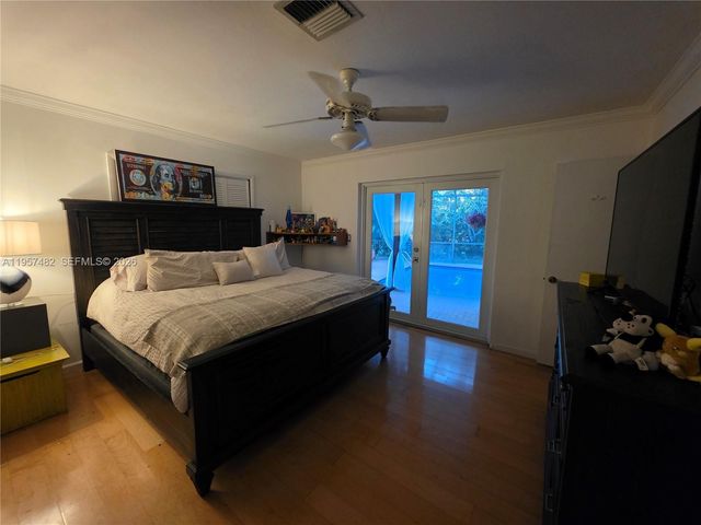 9860 SW 140th St, Miami, FL 33176