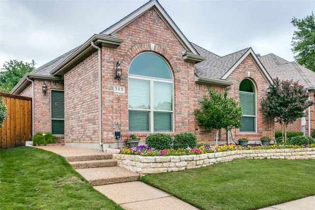 303 Old York Road, Irving, TX 75063