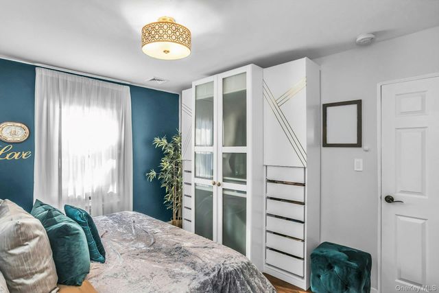 116 Woods Avenue, Malverne, NY 11565