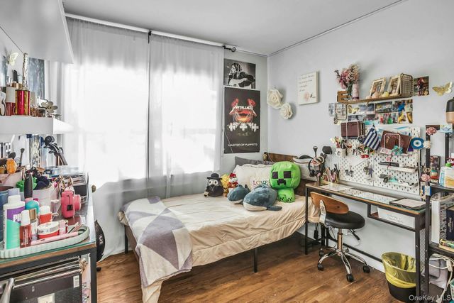 116 Woods Avenue, Malverne, NY 11565