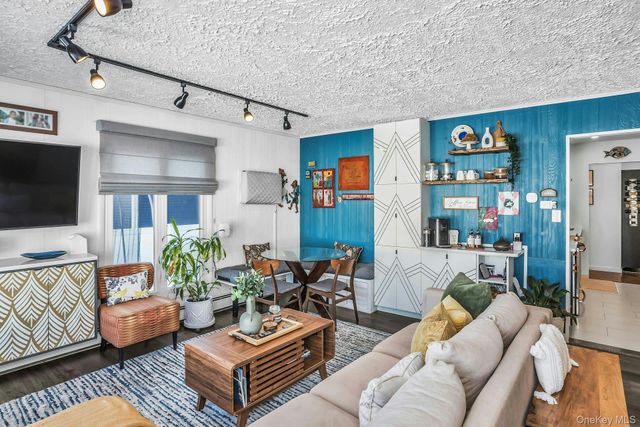 116 Woods Avenue, Malverne, NY 11565