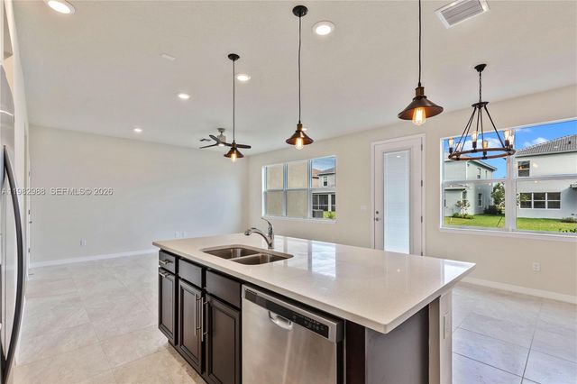 1455 Silk Oak Dr 1455, Hollywood, FL 33021