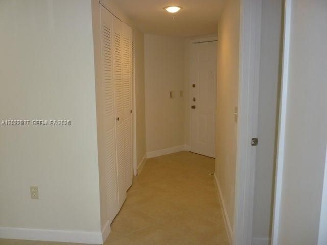 4155 N Haverhill Road 1402, West Palm Beach, FL 33417