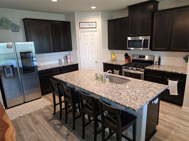 1942 Bending Green Drive, Rosharon, TX 77583