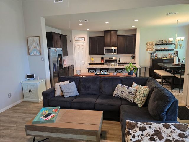 1942 Bending Green Drive, Rosharon, TX 77583