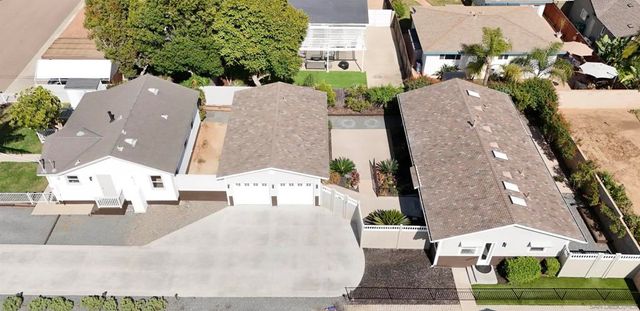 1027 Knowles Ave, Carlsbad, CA 92008