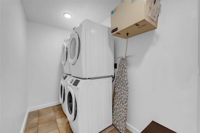 4306 River Oaks DR, Kingsland, TX 78639