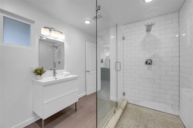 4306 River Oaks DR, Kingsland, TX 78639