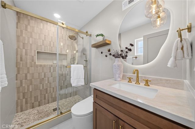 402 Hillcrest, Placentia, CA 92870