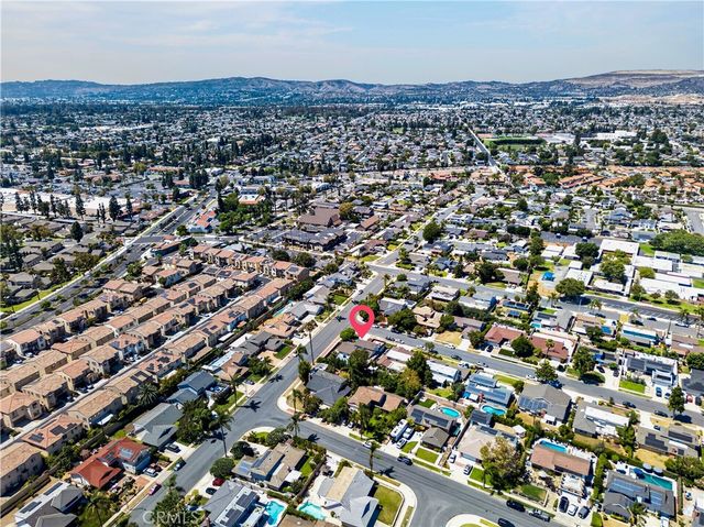 402 Hillcrest, Placentia, CA 92870
