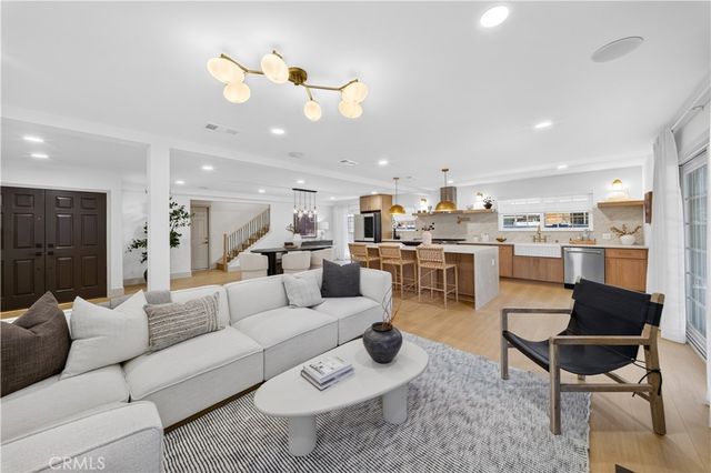 402 Hillcrest, Placentia, CA 92870