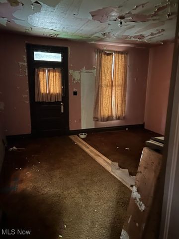 1055 Wilson Avenue, Steubenville, OH 43952