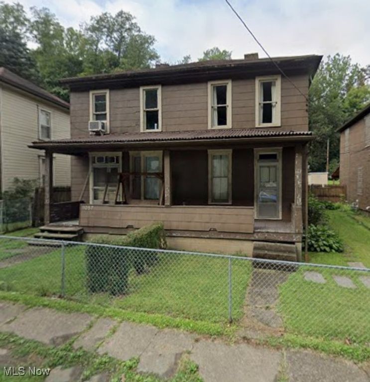 1055 Wilson Avenue, Steubenville, OH 43952