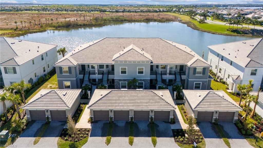 11761 Venetian Lagoon DR # 204, Fort Myers, FL 33913