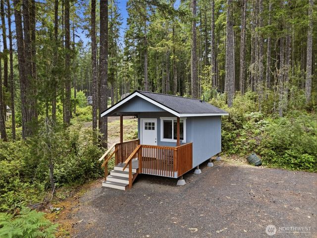 2321 NE Tee Lake Road, Tahuya, WA 98588