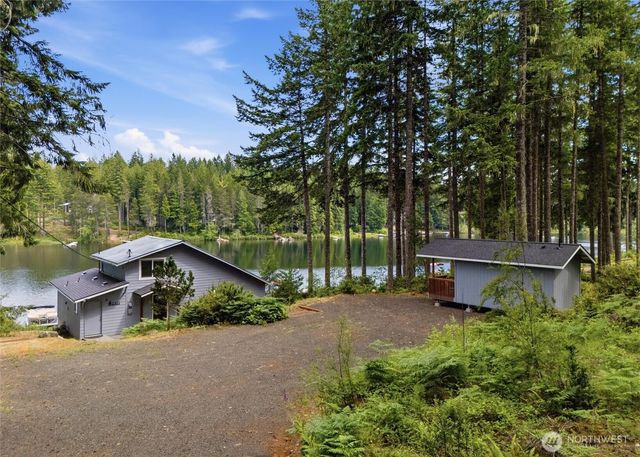 2321 NE Tee Lake Road, Tahuya, WA 98588