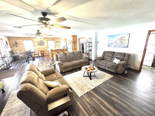 116349 S 4209 Road, Eufaula, OK 74432