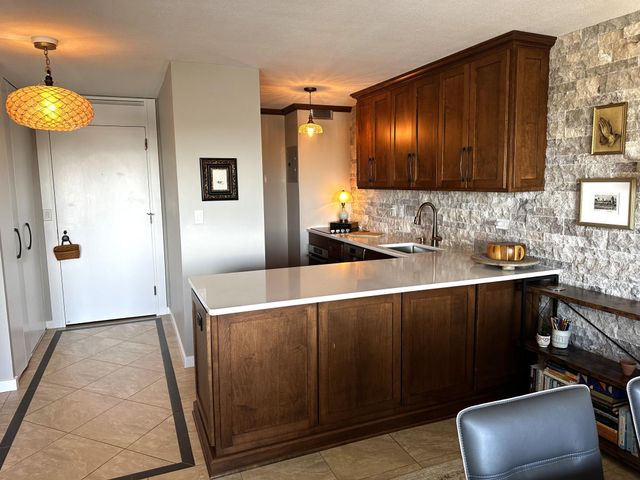 15 S 1st Street A1409, Minneapolis, MN 55401