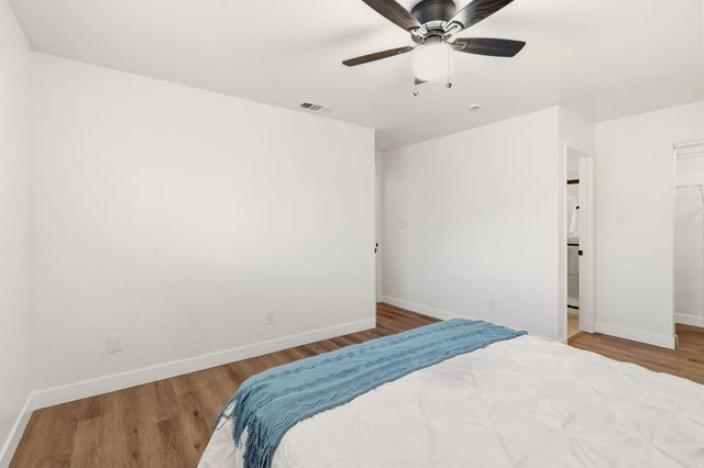 6004 Len Ct, Citrus Heights, CA 95621