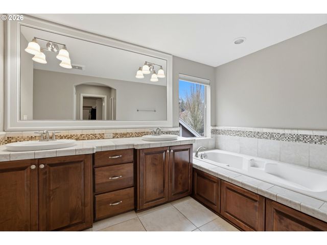 23008 Sw Lodgepole Ave, Tualatin, OR 97062