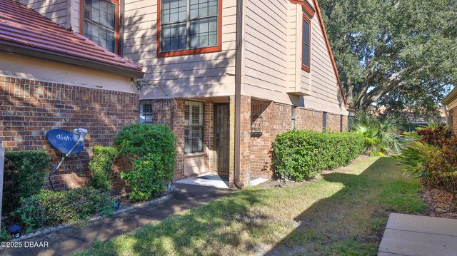 196 Gray Dove Court, Daytona Beach, FL 32119