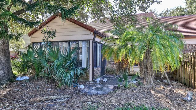 196 Gray Dove Court, Daytona Beach, FL 32119