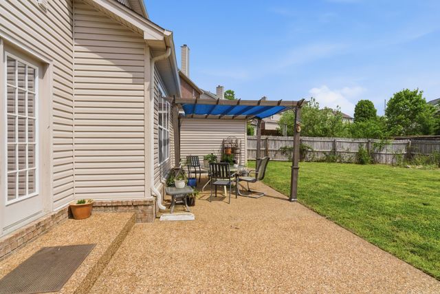 3018 Cairns Dr, W, Mount Juliet, TN 37122