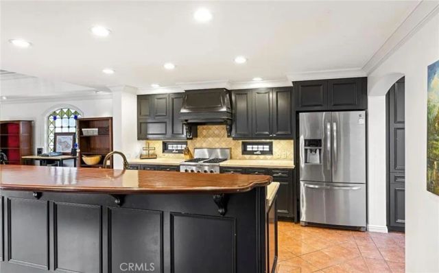 486 Locust Street, Laguna Beach, CA 92651