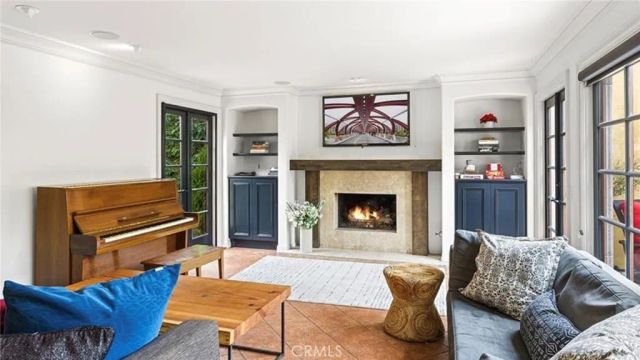 486 Locust Street, Laguna Beach, CA 92651