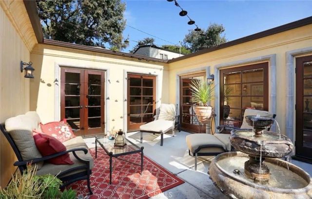 486 Locust Street, Laguna Beach, CA 92651
