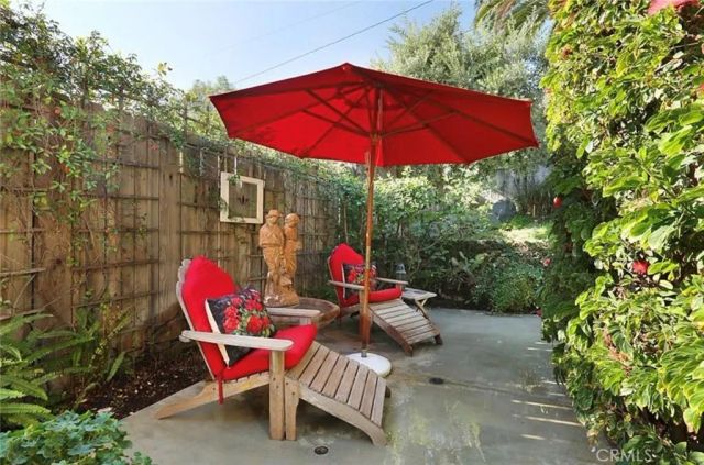 486 Locust Street, Laguna Beach, CA 92651