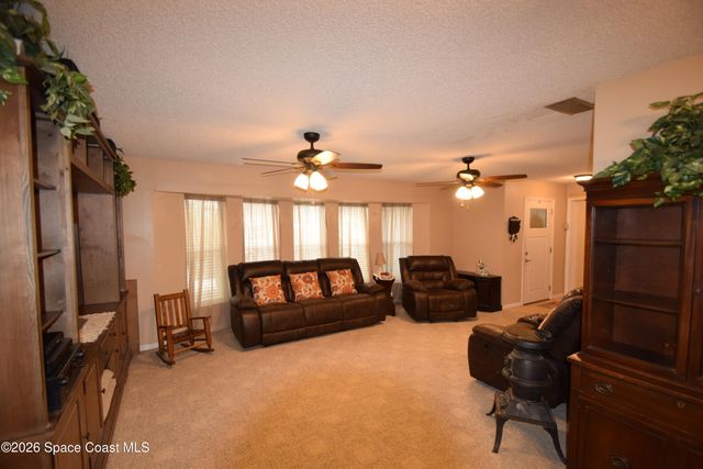 571 Drexel Avenue NE, Palm Bay, FL 32907