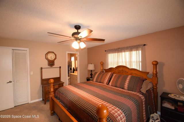 571 Drexel Avenue NE, Palm Bay, FL 32907