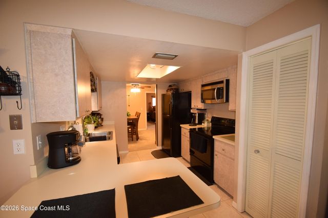 571 Drexel Avenue NE, Palm Bay, FL 32907