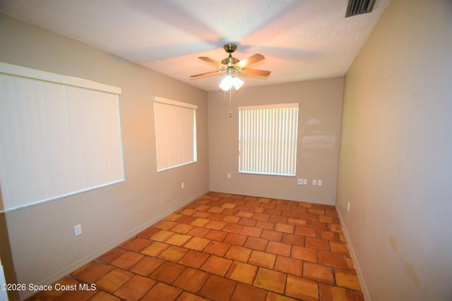 571 Drexel Avenue NE, Palm Bay, FL 32907