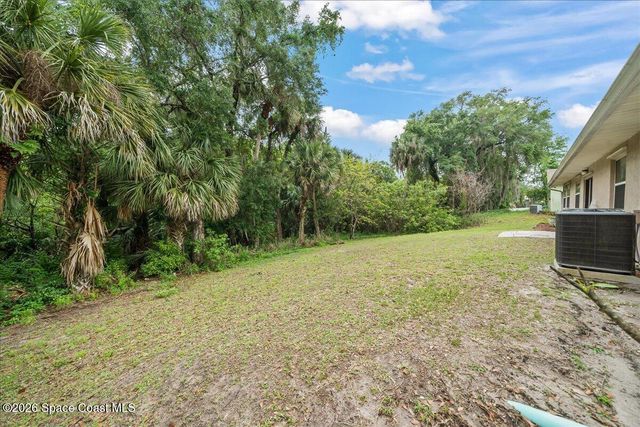 571 Drexel Avenue NE, Palm Bay, FL 32907