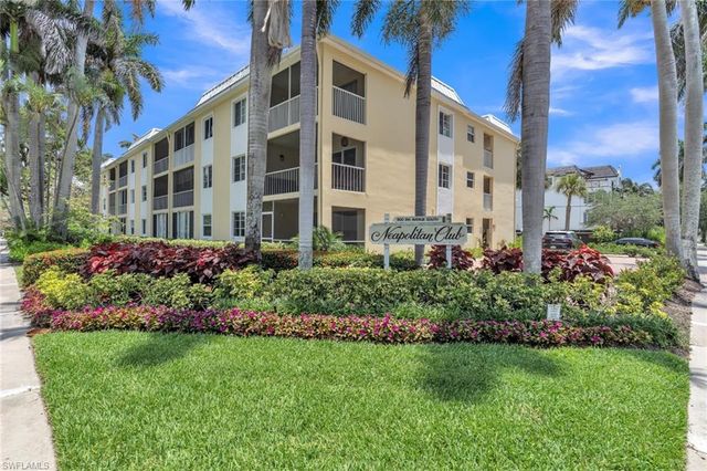 900 8th AVE S # 102, Naples, FL 34102