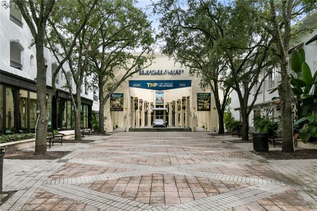 900 8th AVE S # 102, Naples, FL 34102