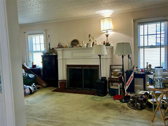45 Berry Street, Lynbrook, NY 11563