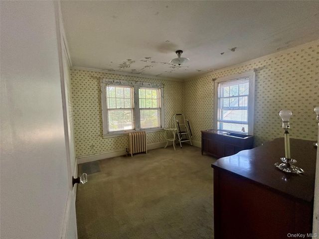 45 Berry Street, Lynbrook, NY 11563