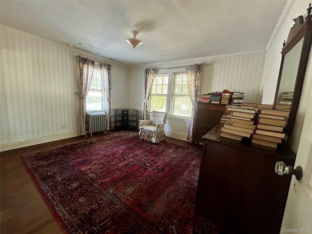 45 Berry Street, Lynbrook, NY 11563
