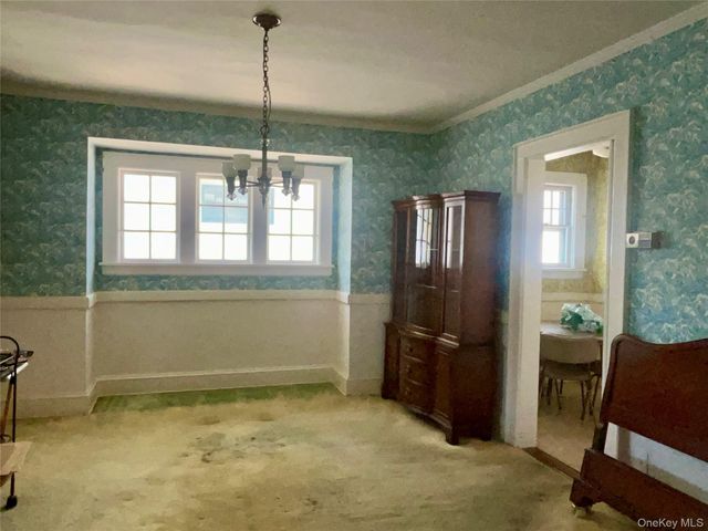 45 Berry Street, Lynbrook, NY 11563