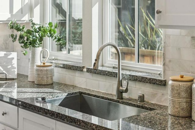 160 Tilton Avenue, San Mateo, CA 94401
