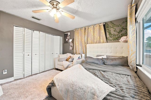 18 WINCHMORE Lane, Boynton Beach, FL 33426