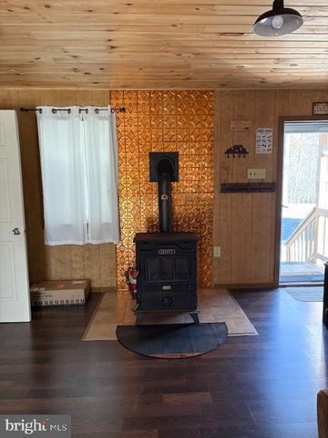 123 ROCK RIDGE, Snow Shoe, PA 16874