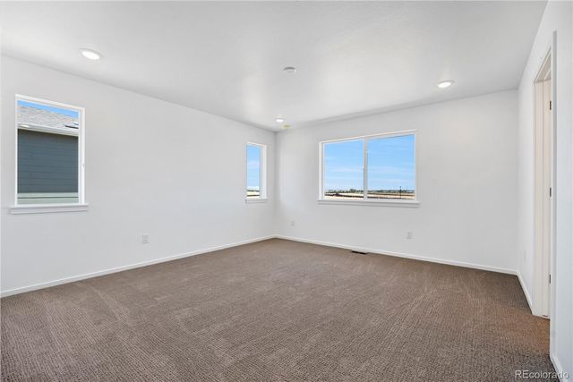 6911 Utica Avenue, Longmont, CO 80504