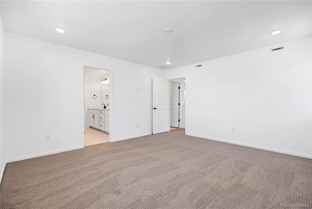 6911 Utica Avenue, Longmont, CO 80504