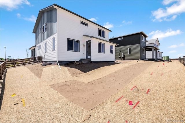 6911 Utica Avenue, Longmont, CO 80504