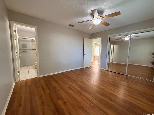 16611 WOLF RIDGE ST, San Antonio, TX 78247